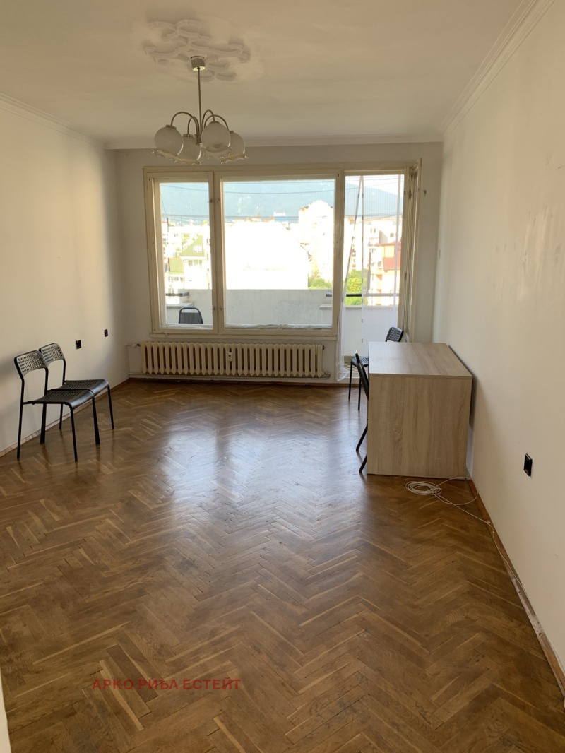K pronájmu  1 ložnice Sofia , Strelbište , 74 m2 | 63631903 - obraz [2]