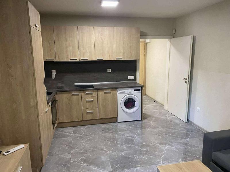 Дава под нем  2-стаен, град София, Студентски град •  650 EUR • ID 94549306 — holmes.bg - [1] 