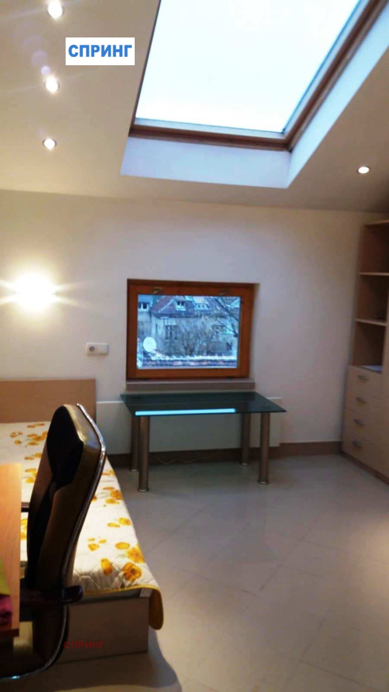 Para alugar  Sótão Sofia , Centar , 30 m² | 43445238