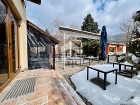 Bar; Café Roudartsi, région Pernik 9