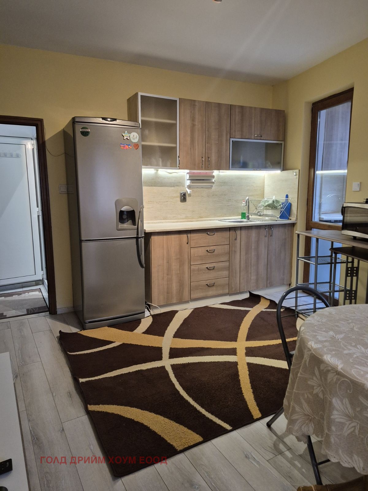 Дава под наем 2-СТАЕН, гр. Бургас, Лазур