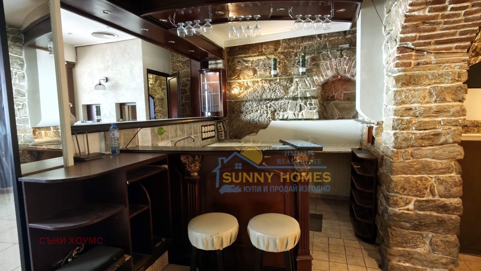 Дава под наем ЗАВЕДЕНИЕ, гр. Велико Търново, Център, снимка 3 - Заведения - 54233447