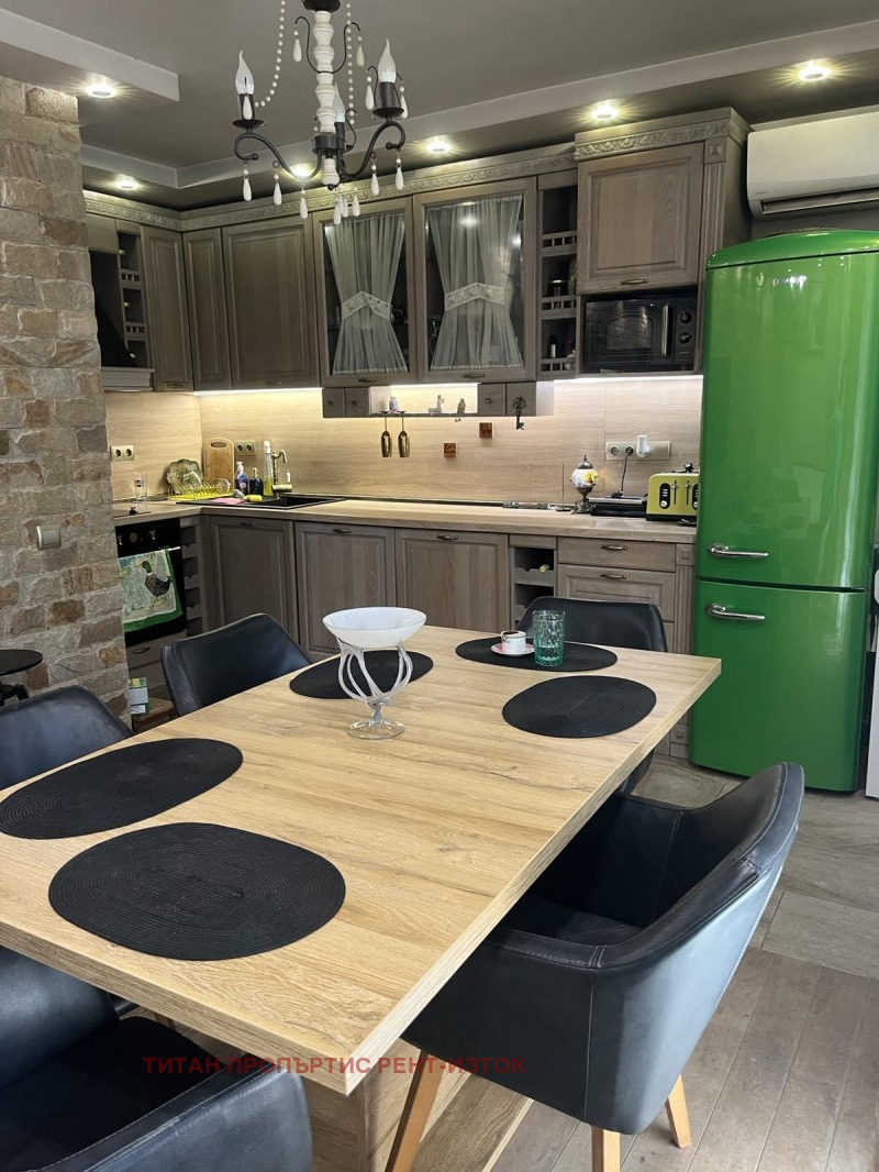 K pronájmu  1 ložnice Burgas , Izgrev , 72 m2 | 27038297 - obraz [3]