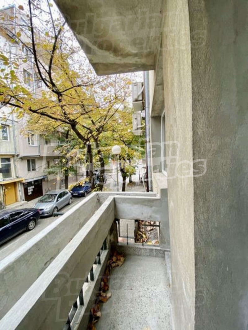 Дава под наем 4-СТАЕН, гр. Варна, Център, снимка 9 - Апартаменти - 52537300