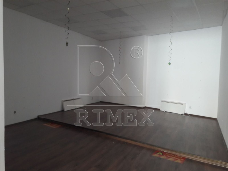 Vuokrattavana  Myymälä Plovdiv , Tsentar , 139 neliömetriä | 97484939 - kuva [3]