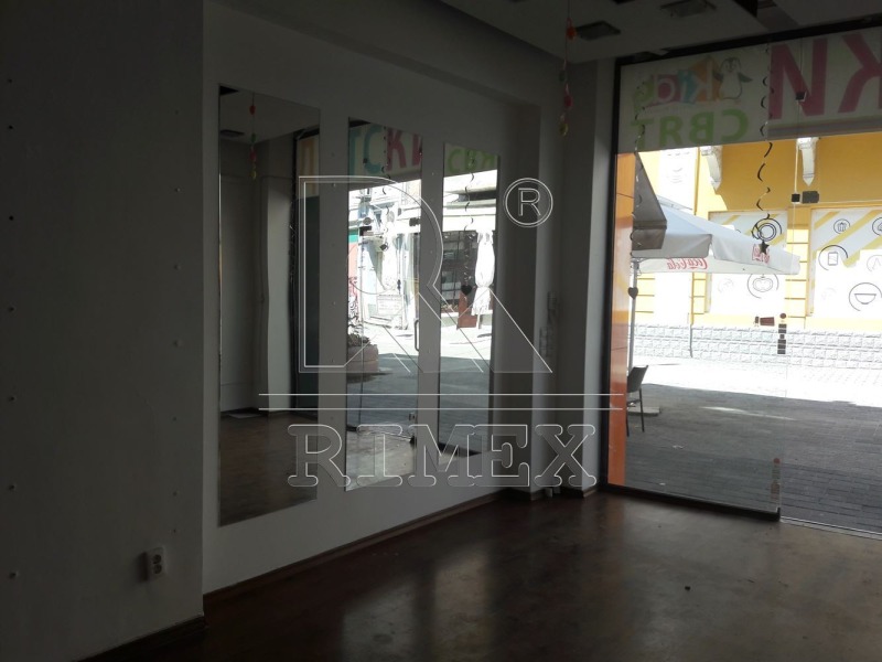 Vuokrattavana  Myymälä Plovdiv , Tsentar , 139 neliömetriä | 97484939 - kuva [4]