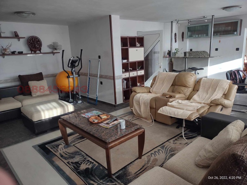 Дава под наем 4-СТАЕН, гр. Варна, Окръжна болница-Генерали, снимка 2 - Апартаменти - 52812495