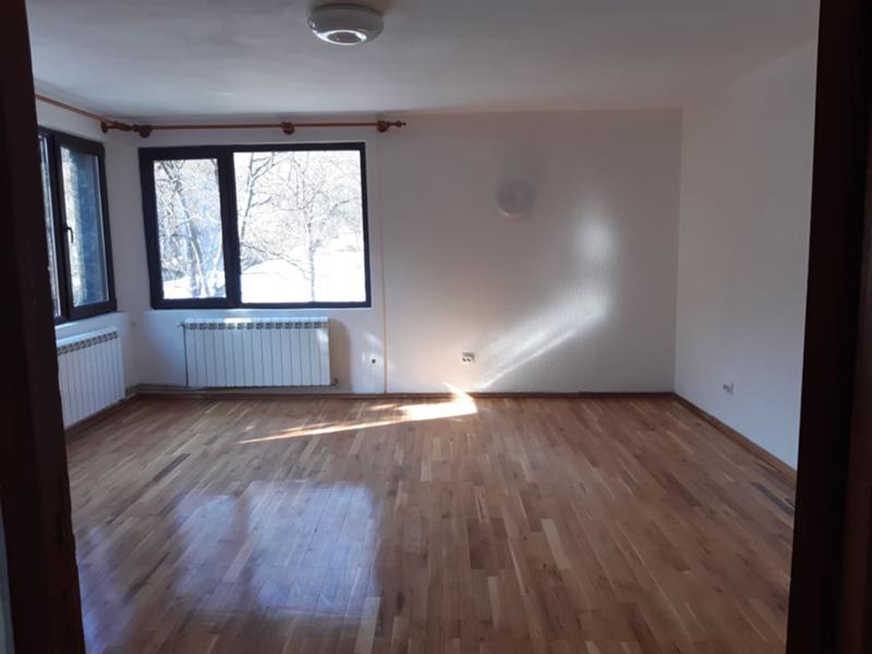 Zu vermieten  Haus Sofia , Dragalewzi , 600 qm | 96302190 - Bild [8]