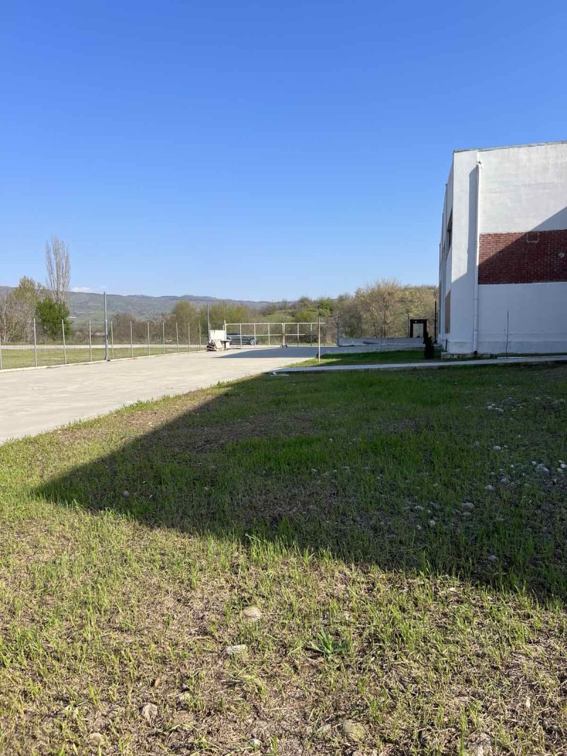 В аренду  Хранилище область Благоевград , Петрич , 1800 кв.м | 69271695 - изображение [5]