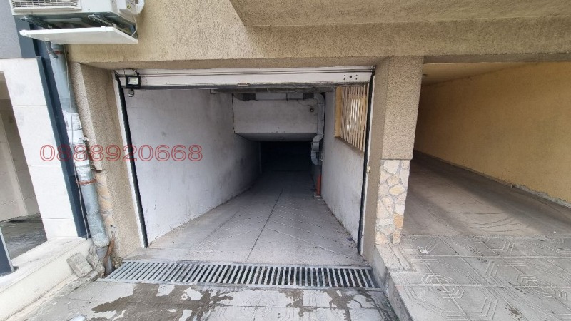 Para alugar  Garagem Sofia , Lozenec , 23 m² | 38248307