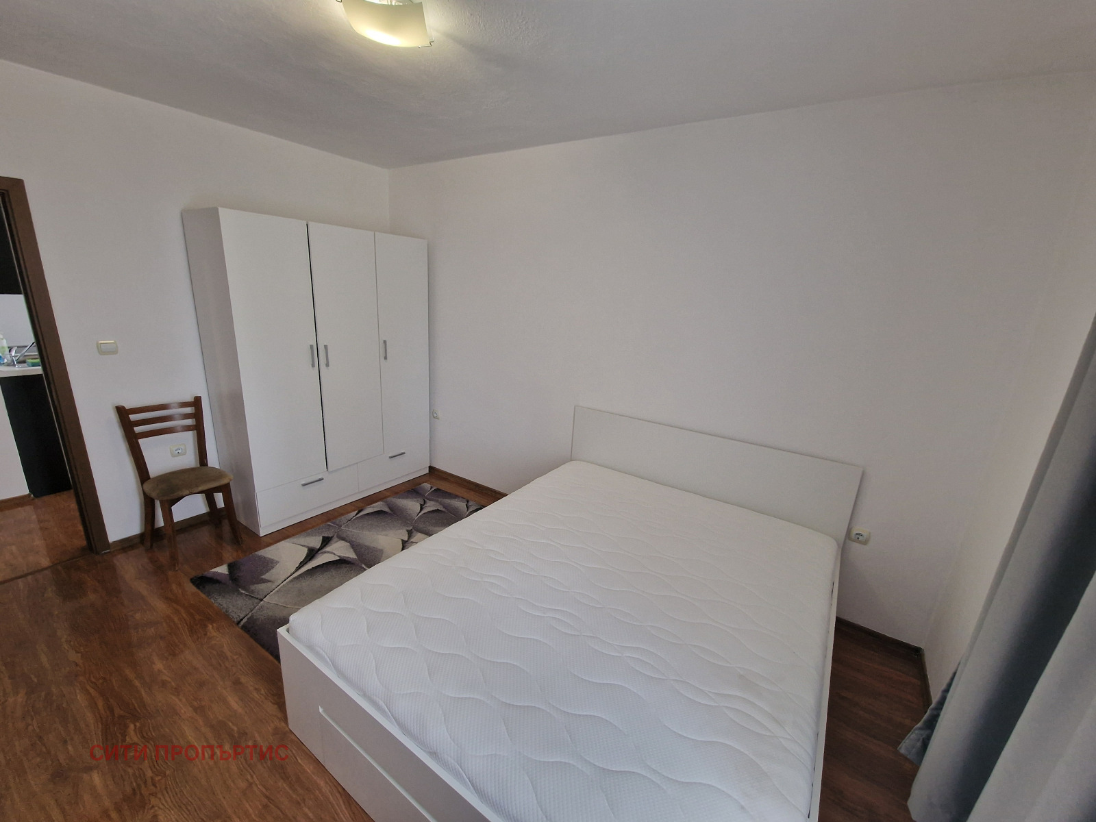 Дава под наем 3-СТАЕН, гр. Благоевград, Широк център, снимка 3 - Апартаменти - 53324711