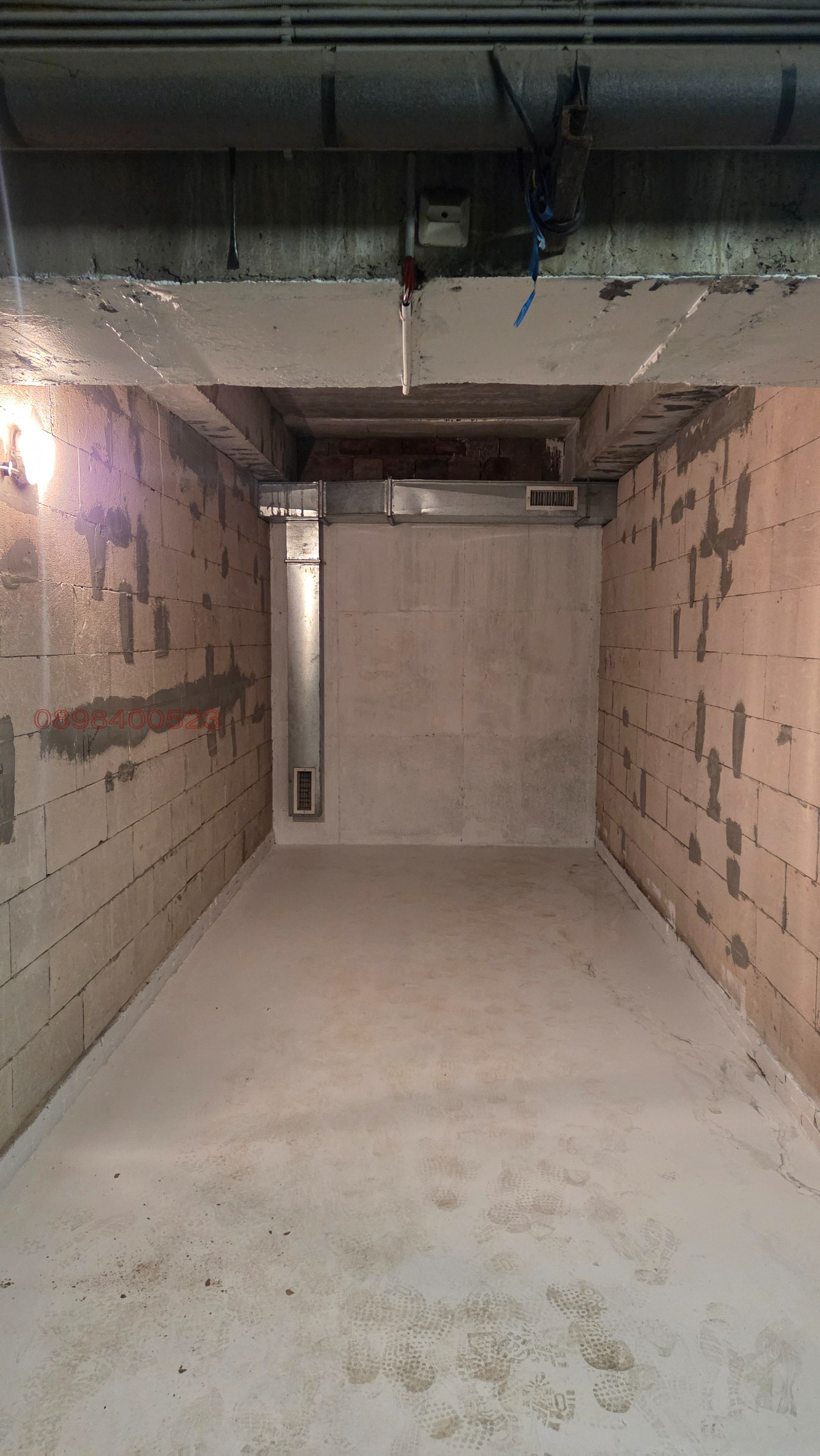 Дава под наем ГАРАЖ, ПАРКОМЯСТО, гр. София, Борово, снимка 3 - Гаражи и паркоместа - 53930909