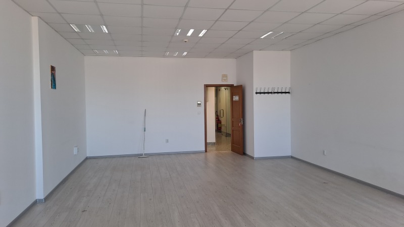 De inchiriat  Birou Sofia , Letiște Sofiia , 85 mp | 94869434 - imagine [2]