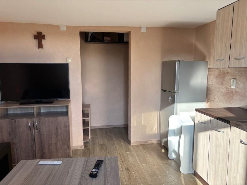 Kiadó  Stúdió Sofia , Bankja , 40 négyzetméter | 57638765 - kép [2]