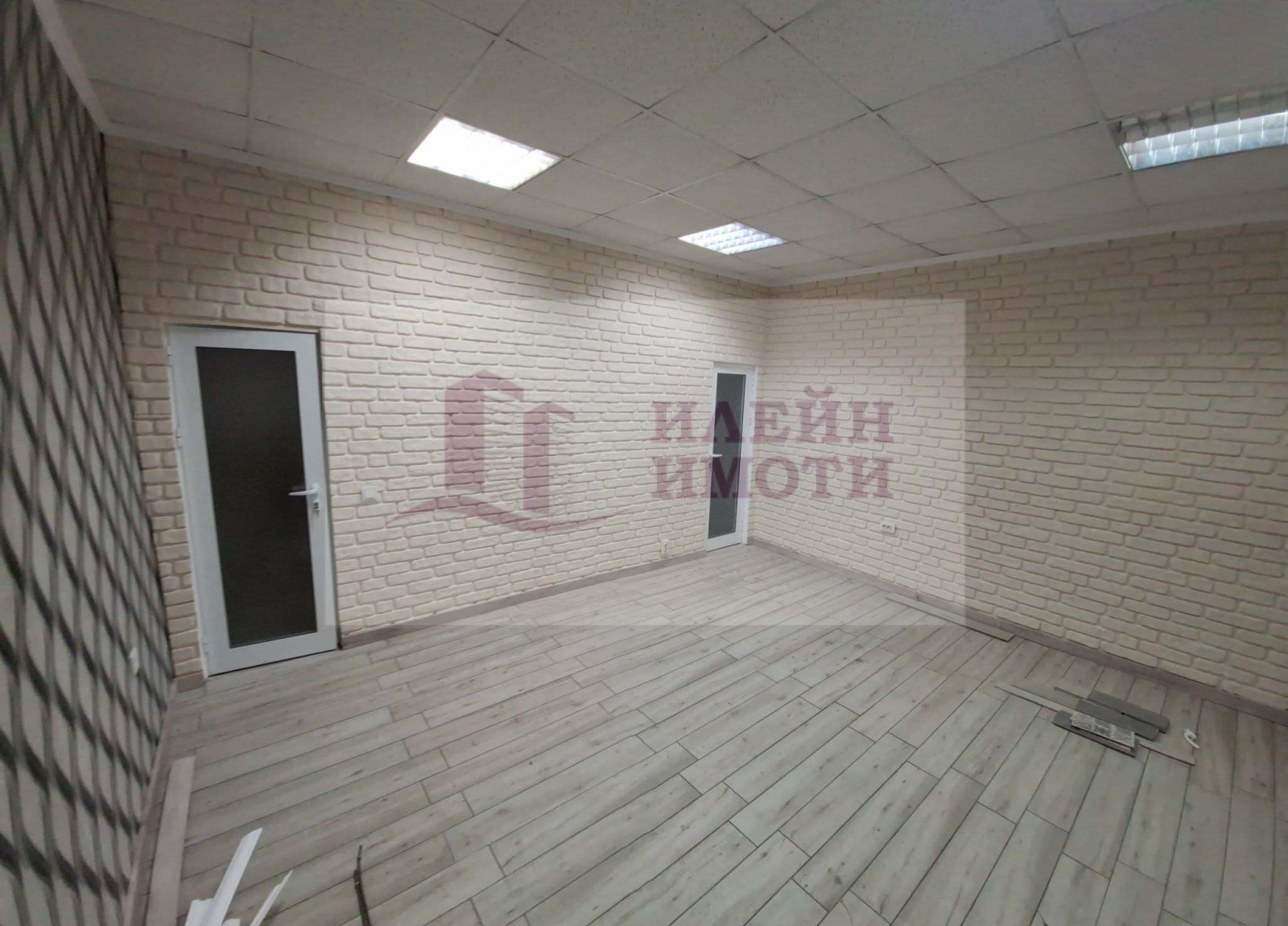 Дава под наем ОФИС, гр. Русе, Родина 1, снимка 3 - Офиси - 55737539
