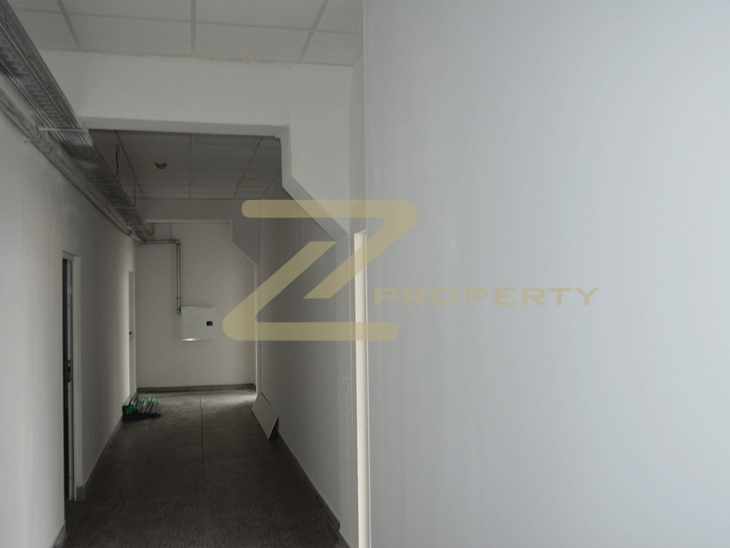 Дава под наем СКЛАД, гр. София, Военна рампа, снимка 6 - Складове - 53646317