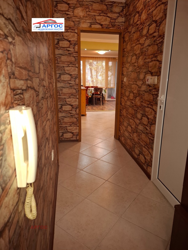 Дава под наем 2-СТАЕН, гр. Бургас, Възраждане, снимка 3 - Апартаменти - 52413548