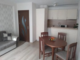 1 quarto Centar, Varna 2