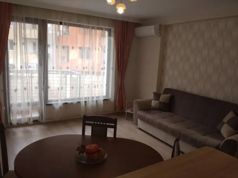 Kiadó  1 hálószoba Varna , Centar , 65 négyzetméter | 12782634