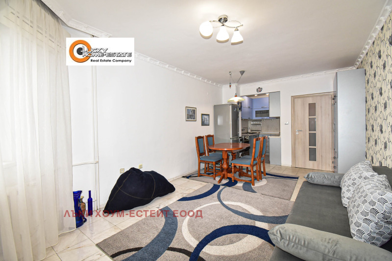 K pronájmu  2 ložnice Sofia , Borovo , 90 m2 | 30920420 - obraz [3]