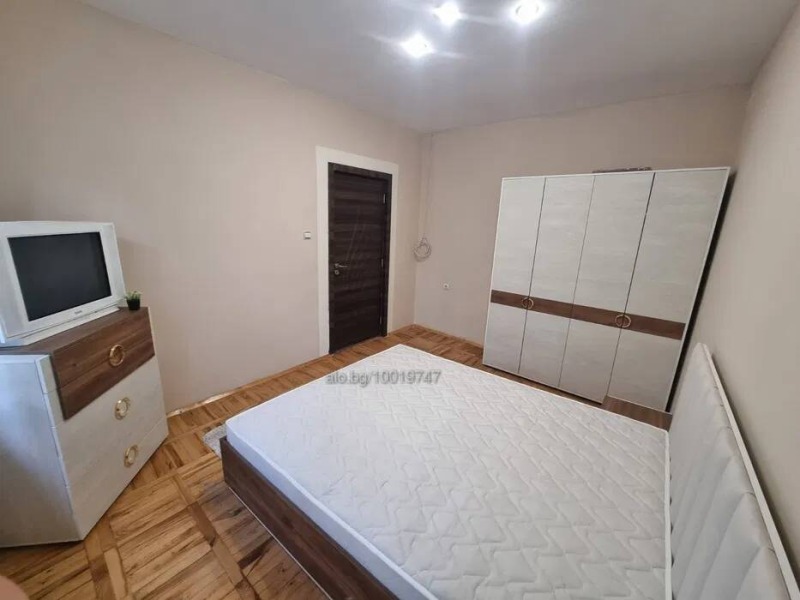 For Rent  2 bedroom Stara Zagora , Tsentar , 100 sq.m | 19368911 - image [4]