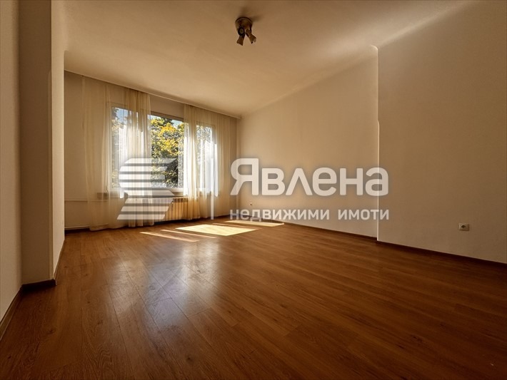 Дава под наем 3-СТАЕН, гр. София, Център, снимка 2 - Апартаменти - 55548292