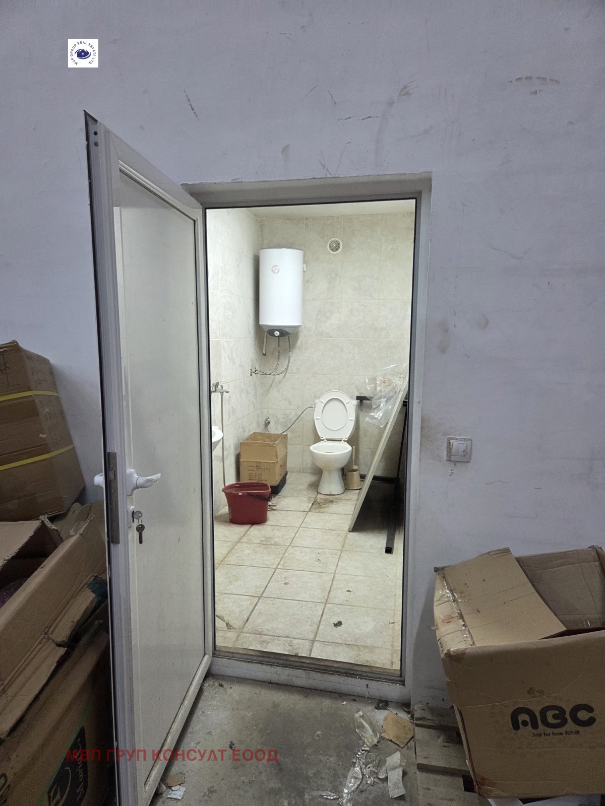 Дава под наем СКЛАД, гр. София, Военна рампа, снимка 3 - Складове - 53945570