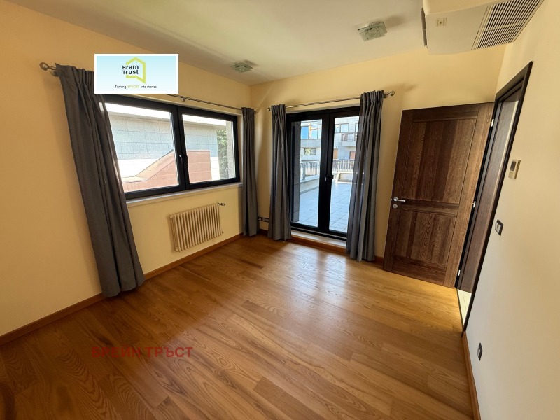 För uthyrning  Hus Sofia , Bojana , 468 kvm | 17540503 - bild [12]