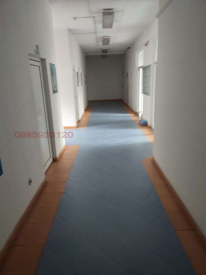 Дава под наем ПРОМ. ПОМЕЩЕНИЕ, гр. Вършец, област Монтана, снимка 15 - Производствени сгради - 52779237