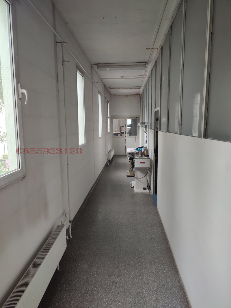 Дава под наем ПРОМ. ПОМЕЩЕНИЕ, гр. Вършец, област Монтана, снимка 10 - Производствени сгради - 52779237