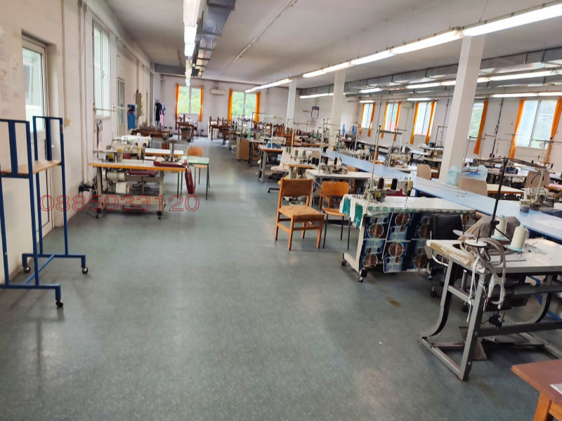 Дава под наем ПРОМ. ПОМЕЩЕНИЕ, гр. Вършец, област Монтана, снимка 3 - Производствени сгради - 52779237