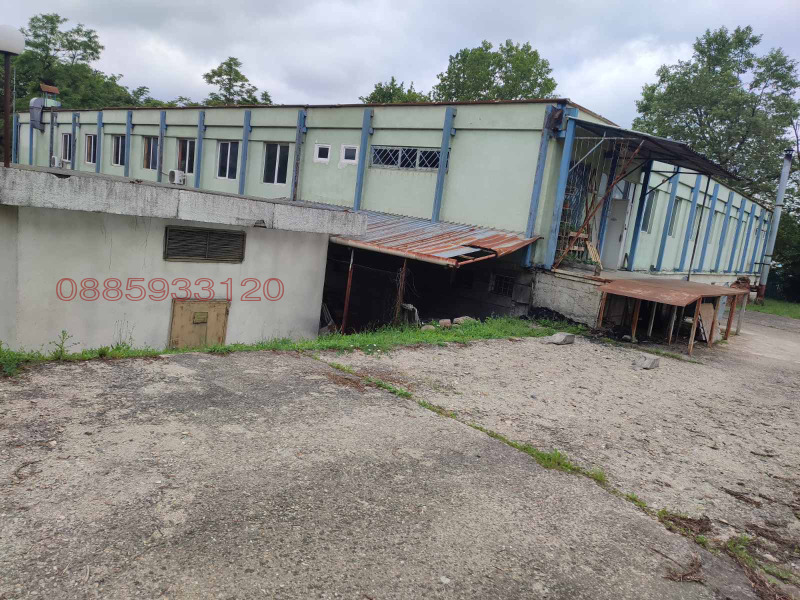 Дава под наем ПРОМ. ПОМЕЩЕНИЕ, гр. Вършец, област Монтана