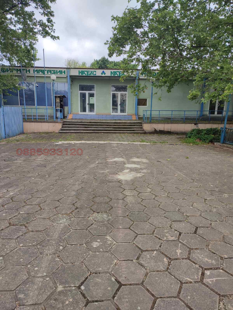 Дава под наем ПРОМ. ПОМЕЩЕНИЕ, гр. Вършец, област Монтана, снимка 2 - Производствени сгради - 52779237