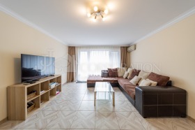 3 bedroom Tsentar, Sofia 5