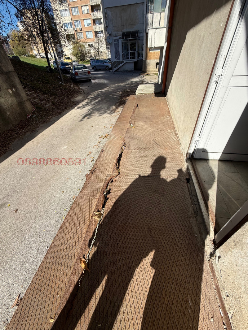 Дава под наем МАГАЗИН, гр. Габрово, Младост, снимка 9 - Магазини - 52781099