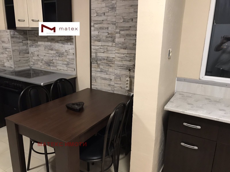 Te huur  Studio Varna , Vazrazjdane 3 , 48 m² | 57683191 - afbeelding [2]