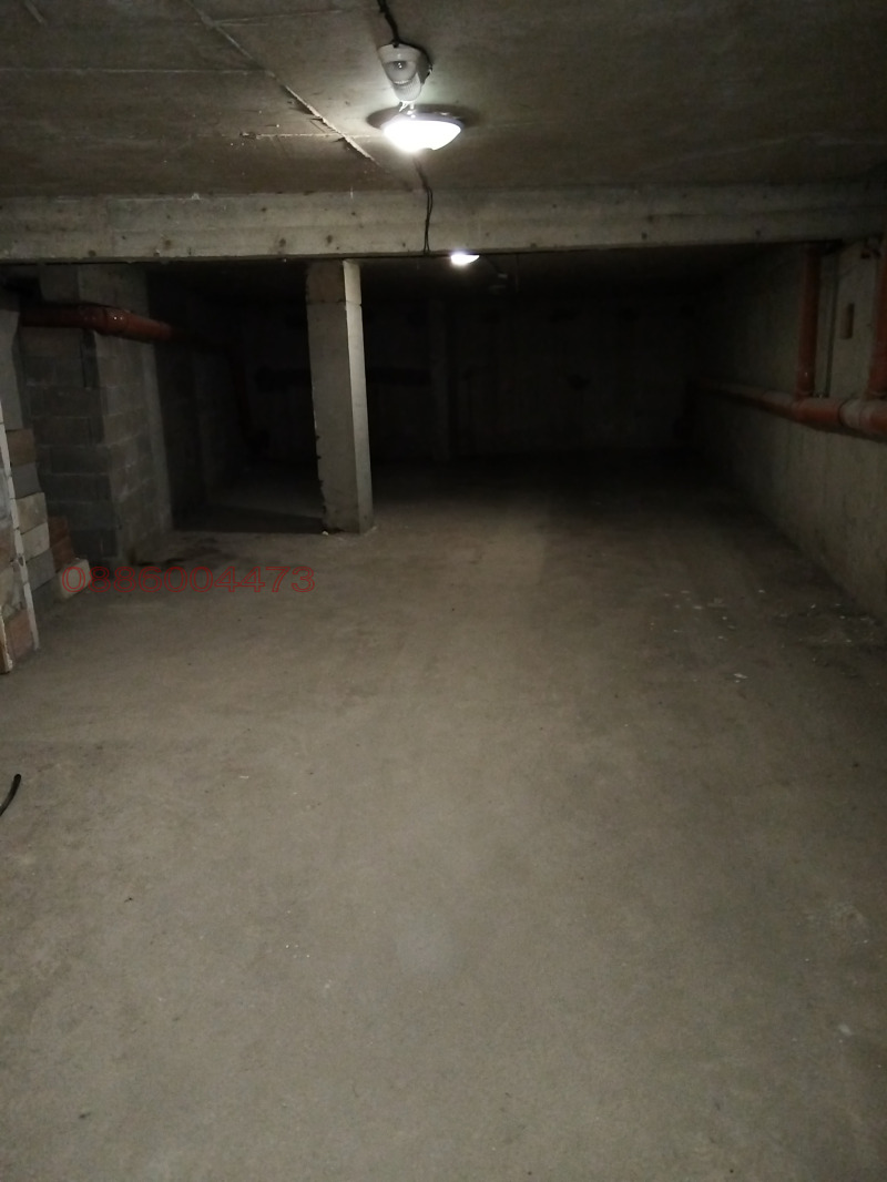Til leje  Garage Burgas , Meden rudnik - zona A , 120 kvm | 87739242 - billede [3]