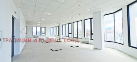 ОФИС, 320 m2