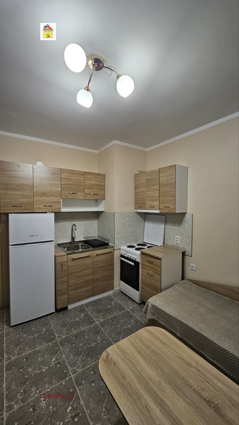 Дава под наем 1-СТАЕН, гр. София, Света Троица