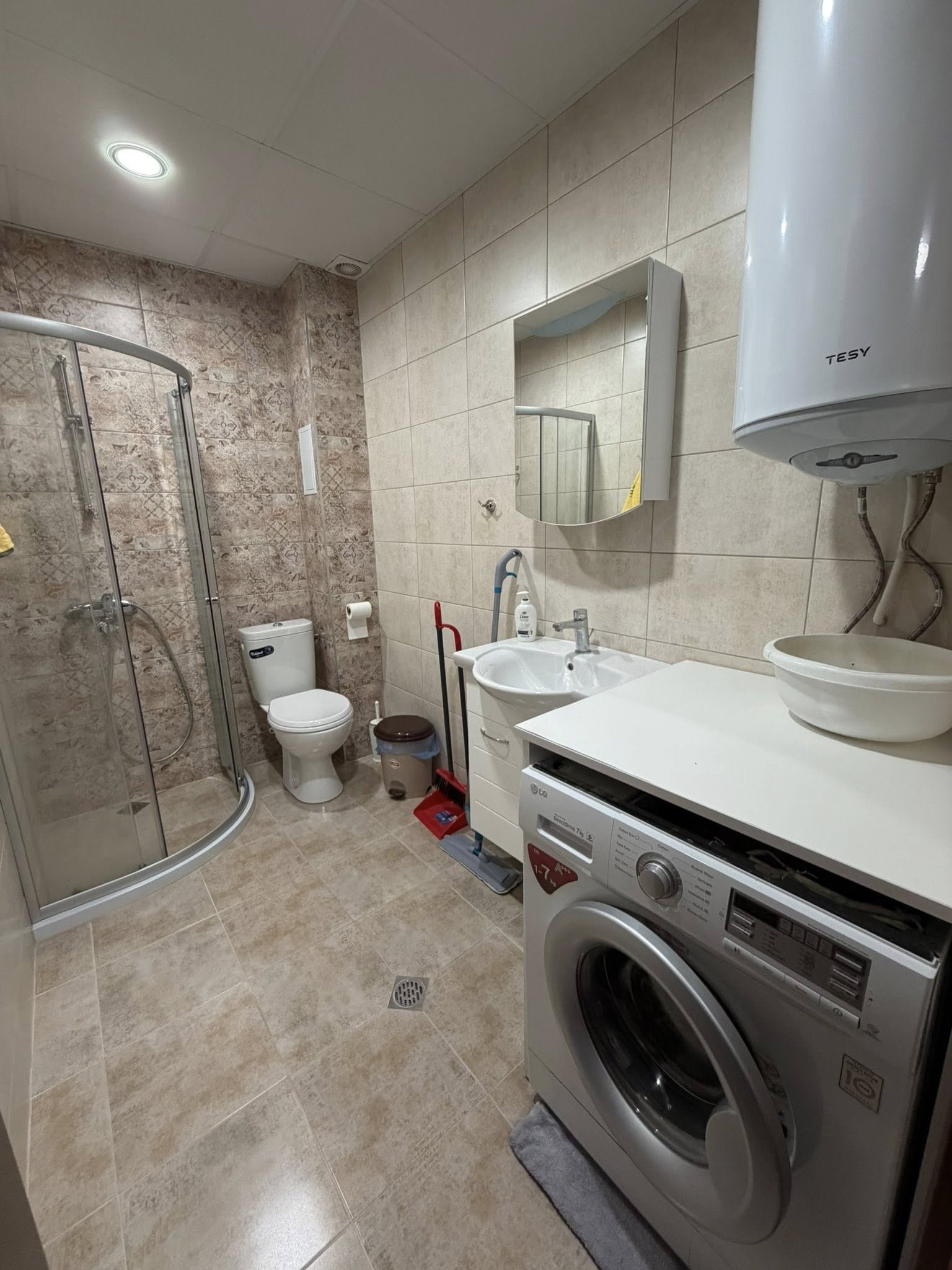 Дава под наем 1-СТАЕН, гр. Велико Търново, Бузлуджа, снимка 6 - Апартаменти - 54049652