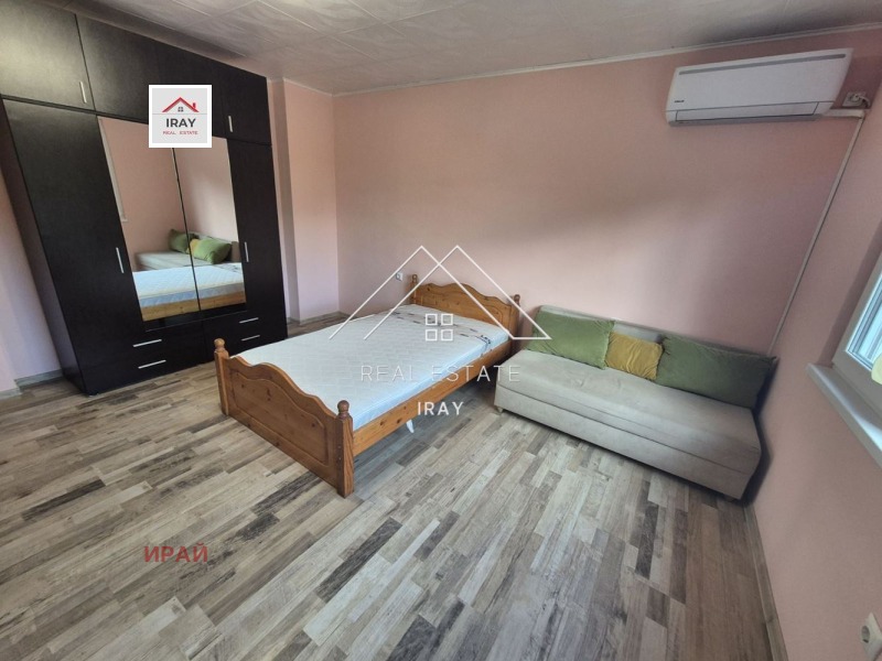 A louer  1 chambre Stara Zagora , Tsentar , 50 m² | 62917278