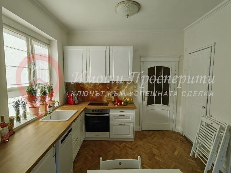 En renta  2 dormitorios Sofia , Tsentar , 75 metros cuadrados | 31266417