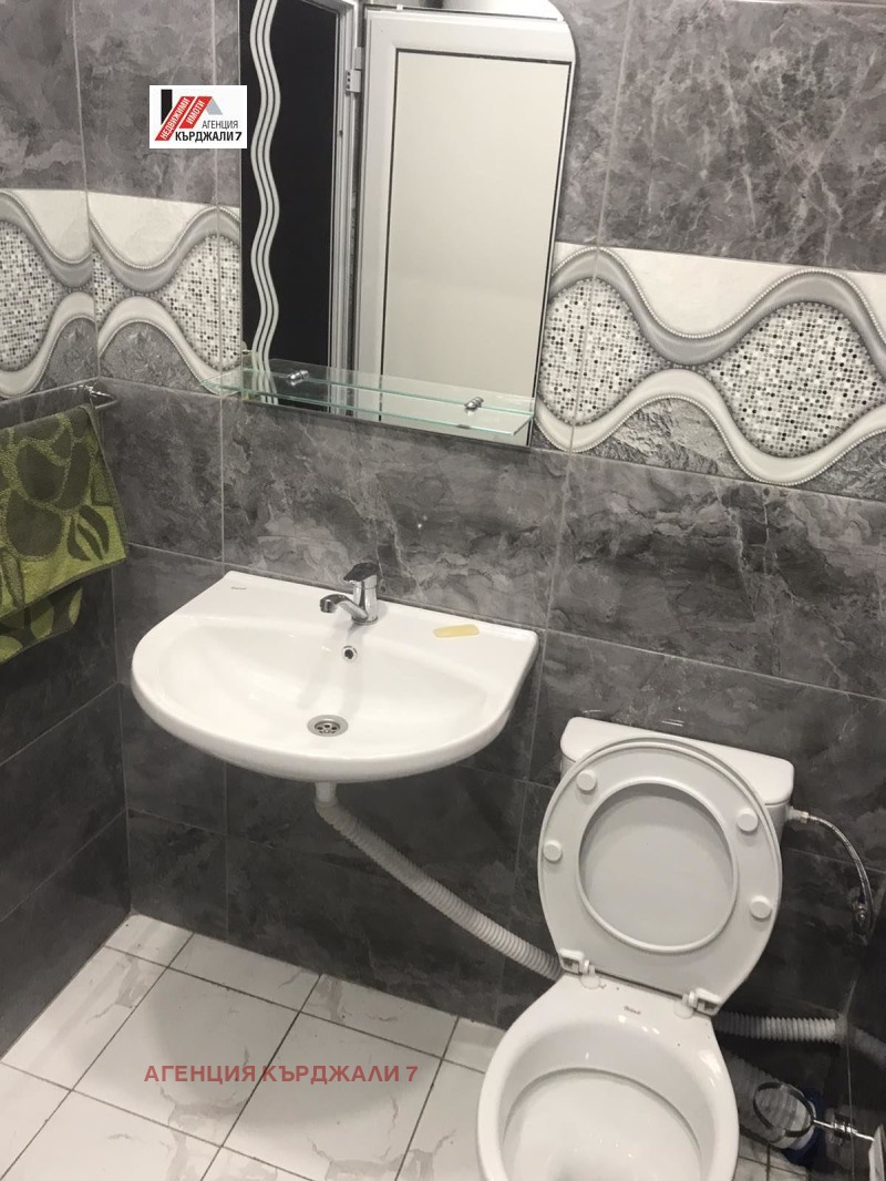 En renta  3+ dormitorios Kardzhali , Vazrozhdentsi , 97 metros cuadrados | 60574174 - imagen [9]