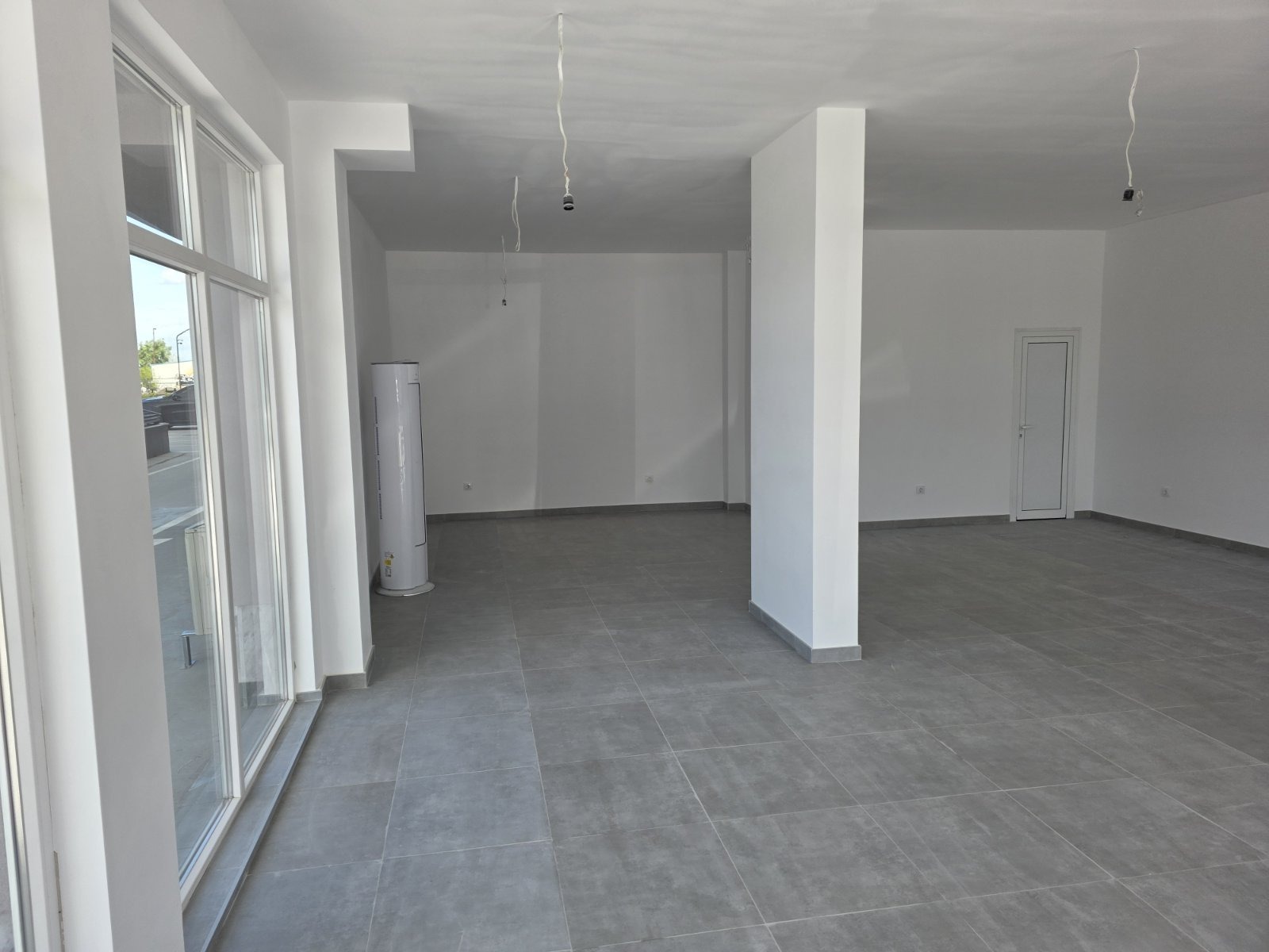 Дава под наем МАГАЗИН, гр. Пловдив, Гагарин, снимка 5 - Магазини - 54343874