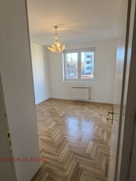 3 bedroom Iztok, Sofia 7