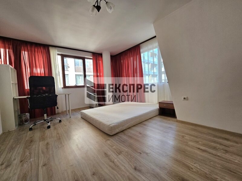 Дава под наем 4-СТАЕН, гр. Варна, Център, снимка 9 - Апартаменти - 53632649