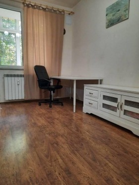 1 quarto Geo Milev, Sofia 1