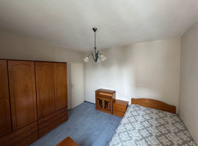 K pronájmu  2 ložnice Sofia , Družba 1 , 90 m2 | 44480977 - obraz [4]