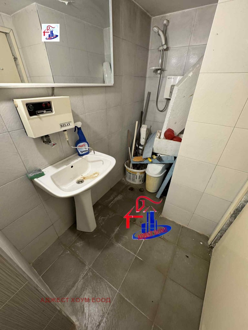 Дава под наем  Къща град Шумен , 5-ти полк , 207 кв.м | 69835926 - изображение [14]