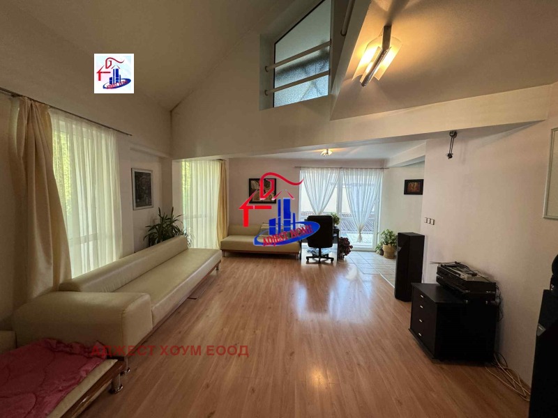 Дава под наем  Къща град Шумен , 5-ти полк , 207 кв.м | 69835926 - изображение [2]